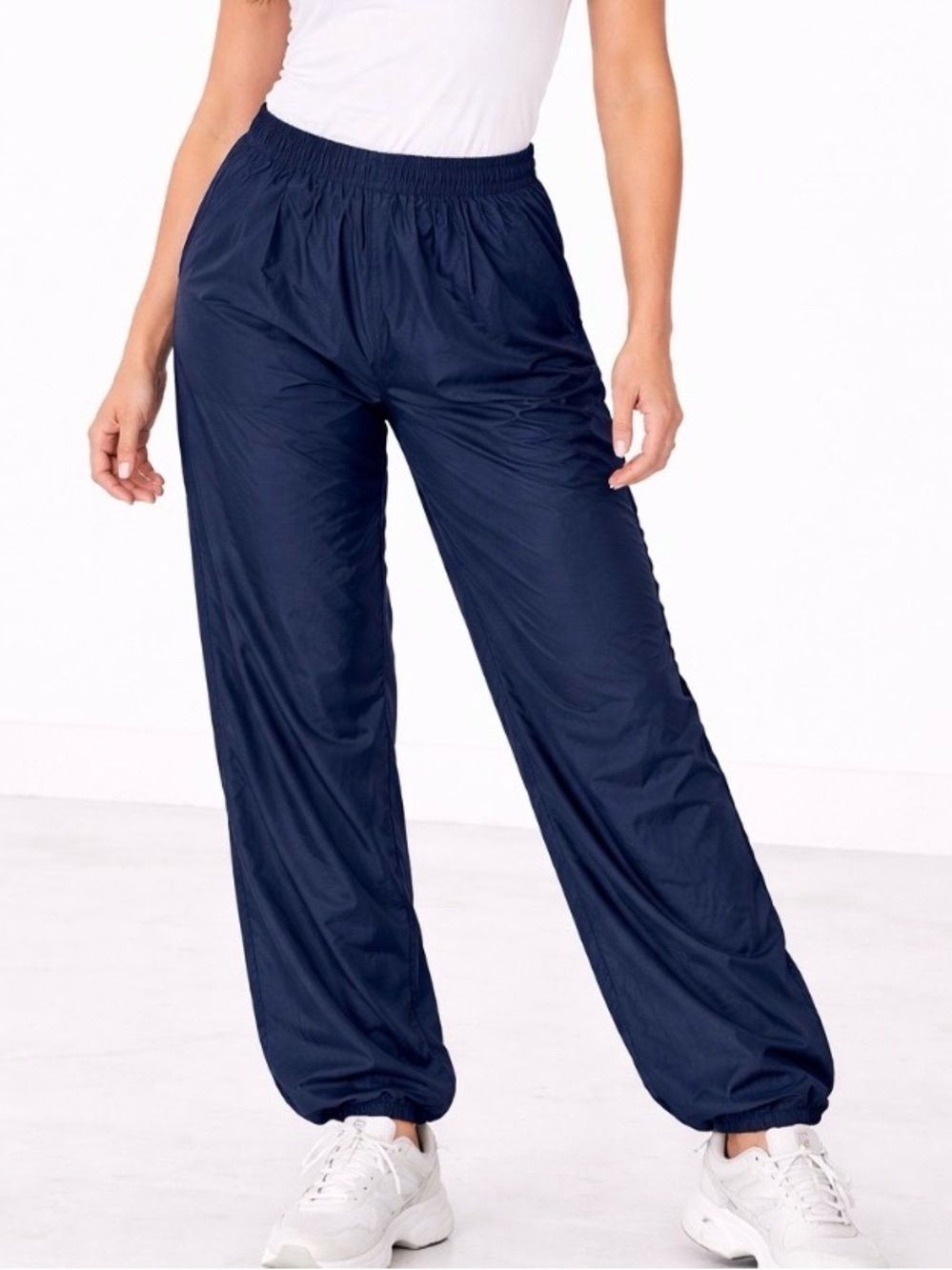 Sportina wind pants vintage Women's 14 jogger nylon 80's Y2K black zip ankle